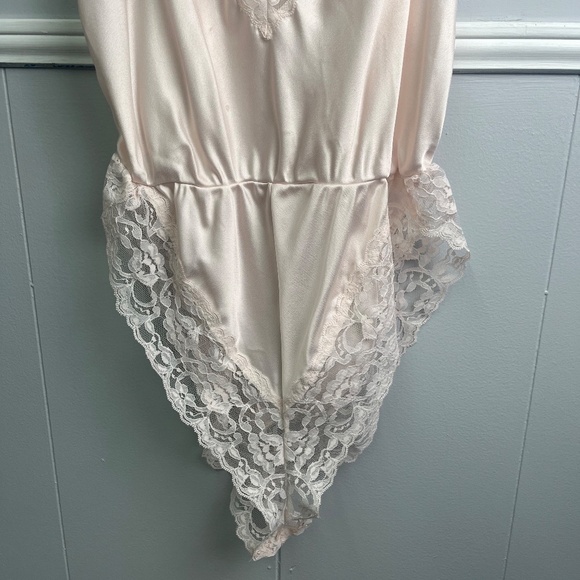Vintage Heiress Pink Teddy Bodysuit Size Large - Picture 3 of 12